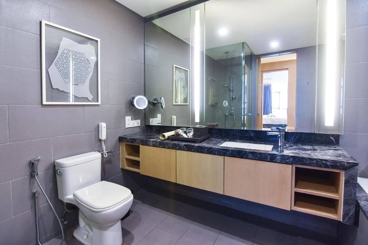 A Lux & Spacious Apt For 4 In Klcc * Kuala Lumpur