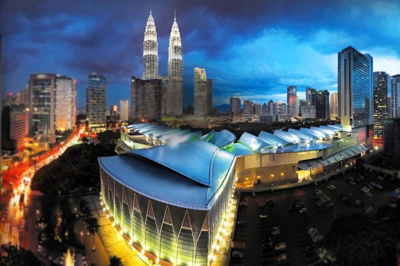 A Lux & Spacious Apt For 4 In Klcc *